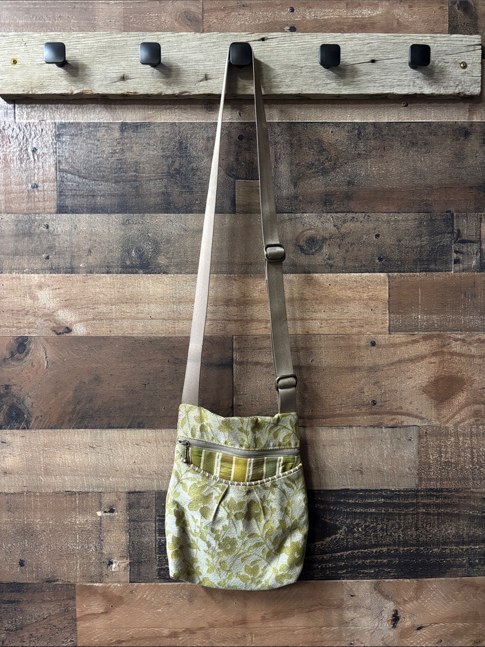 Green Floral Crossbody Bag with Adjustable Strap
